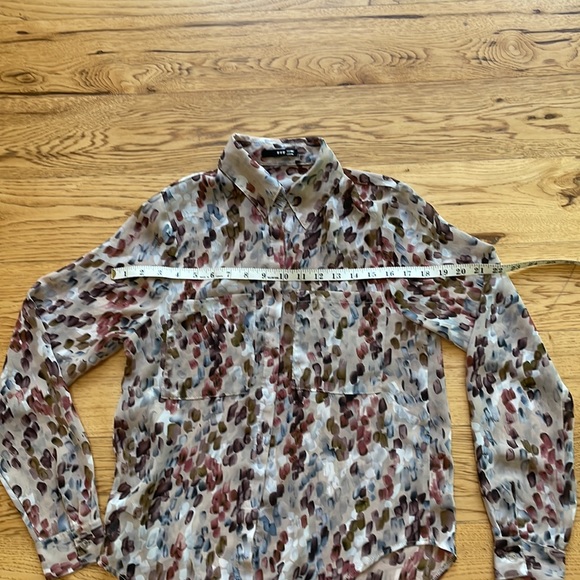 TFNC London button up long sleeve shirt- size Small - Picture 6 of 6